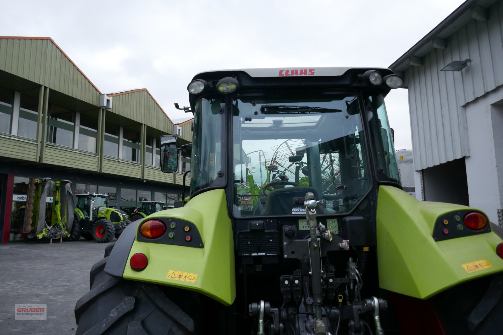 Traktor типа CLAAS ARION 420 CIS, Gebrauchtmaschine в Dorfen (Фотография 8)