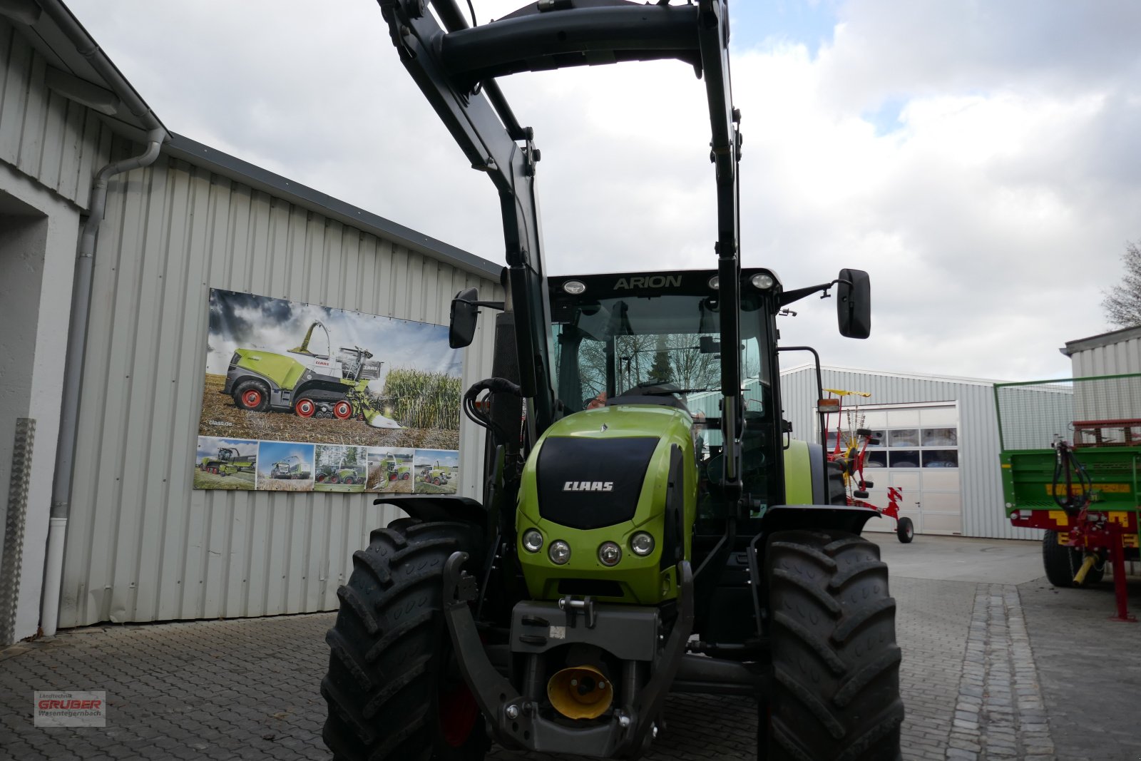 Traktor des Typs CLAAS Arion 420 CIS, Gebrauchtmaschine in Dorfen (Bild 2)