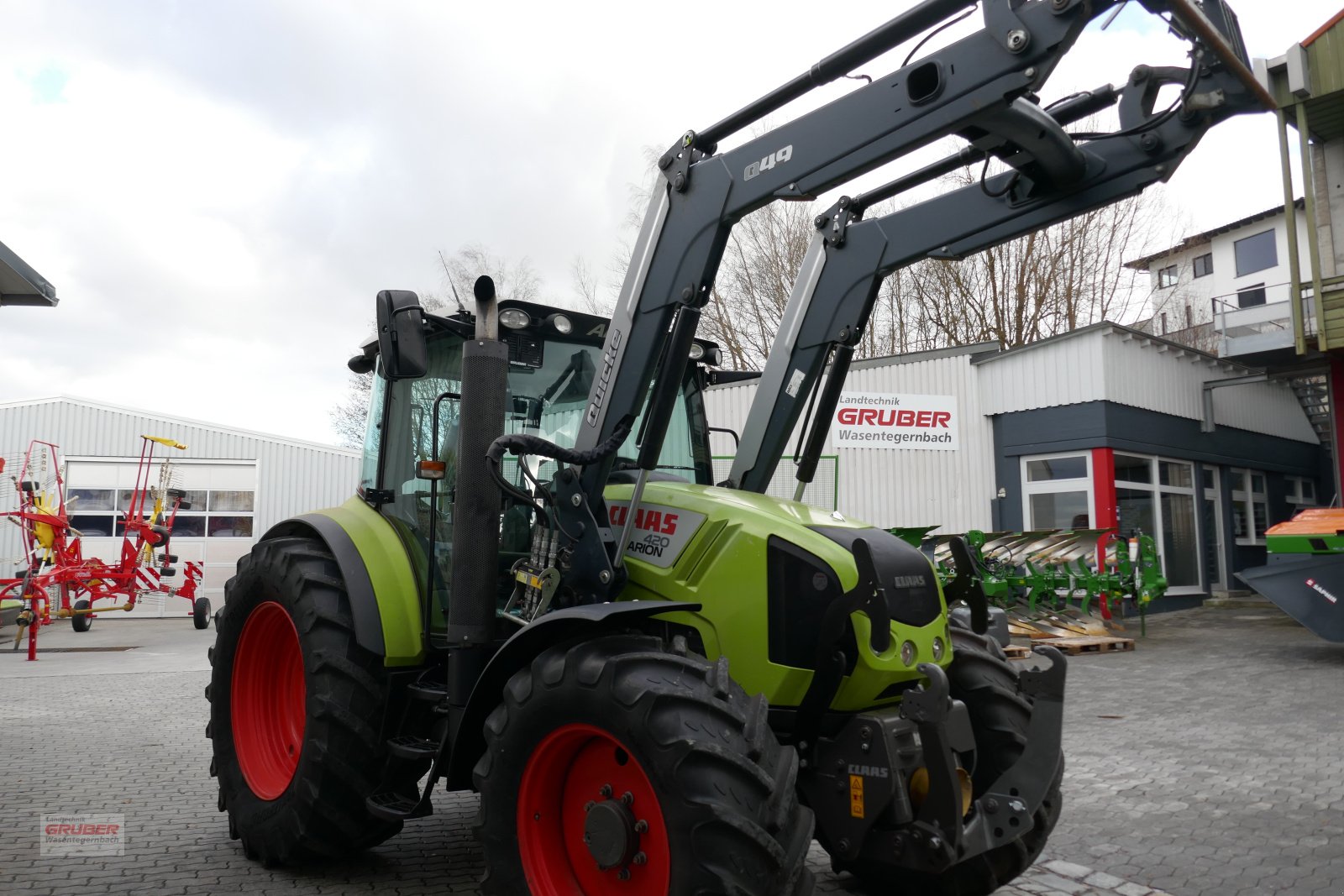 Traktor des Typs CLAAS Arion 420 CIS, Gebrauchtmaschine in Dorfen (Bild 3)