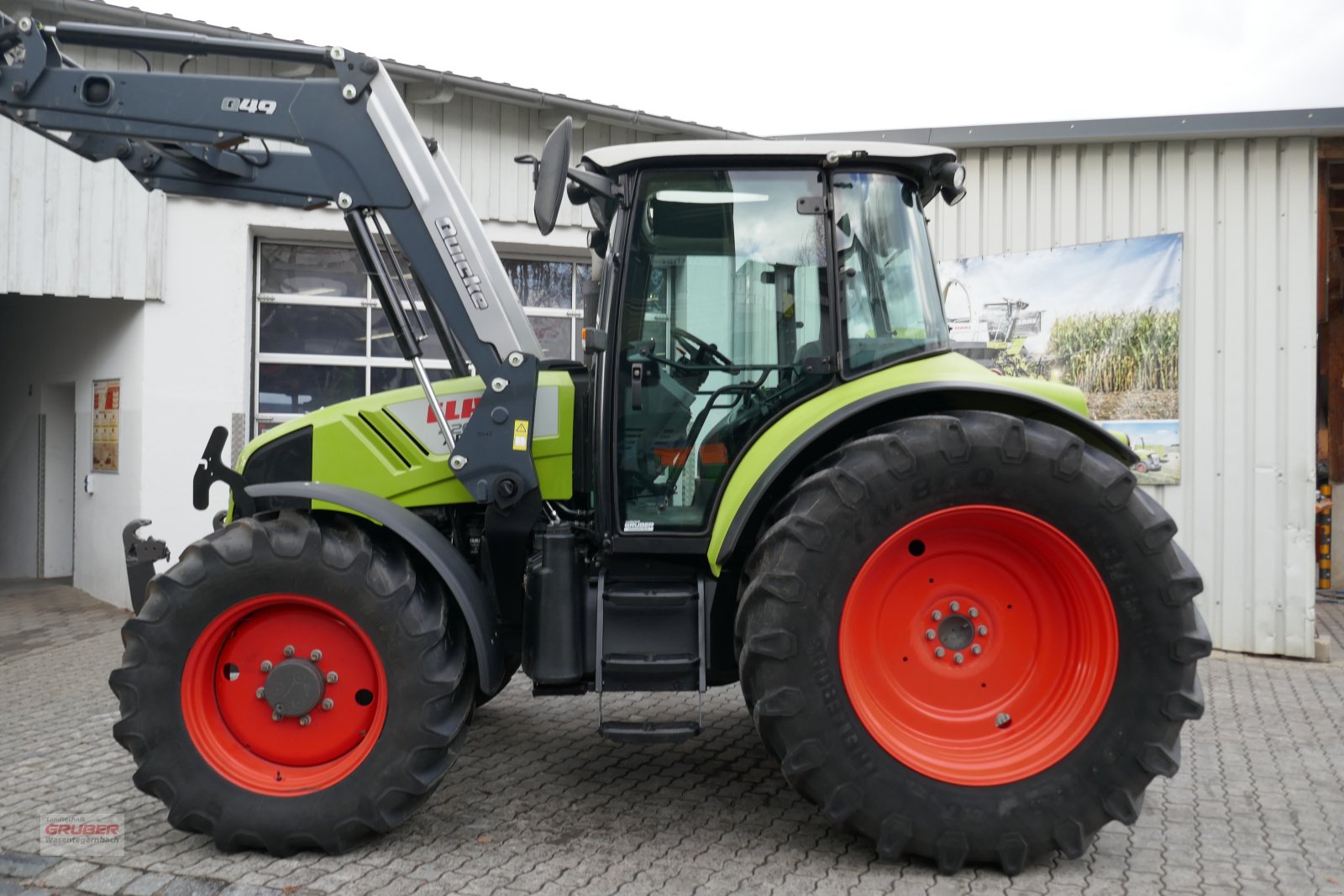 Traktor des Typs CLAAS Arion 420 CIS, Gebrauchtmaschine in Dorfen (Bild 8)