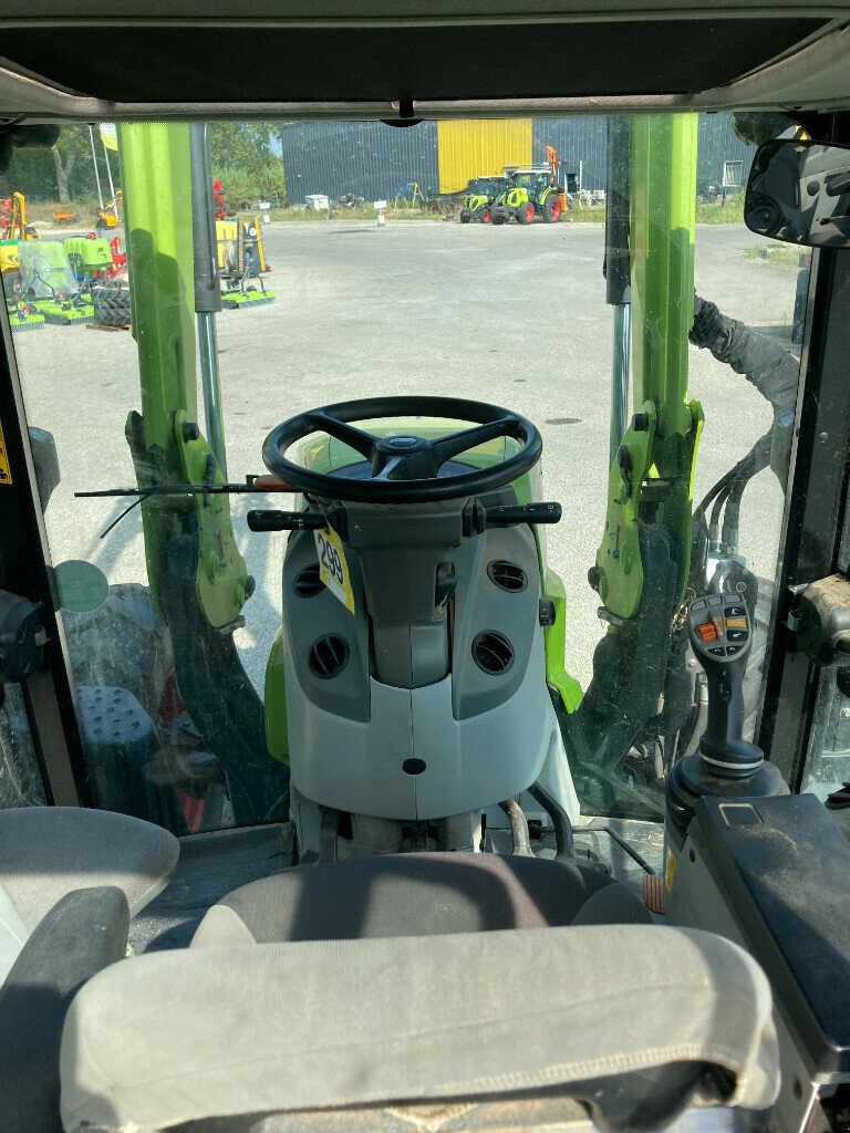 Traktor a típus CLAAS ARION 420 SUR MESURE, Gebrauchtmaschine ekkor: SAINT ANDIOL (Kép 7)