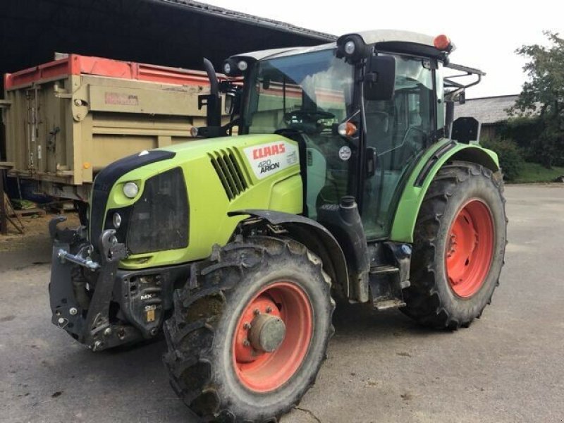 Traktor du type CLAAS ARION 420 T4, Gebrauchtmaschine en Charnay-lès-macon (Photo 1)