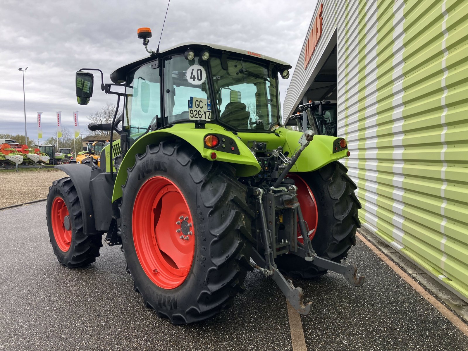 Traktor του τύπου CLAAS ARION 420 TB + FL 100, Gebrauchtmaschine σε Gardonne (Φωτογραφία 3)