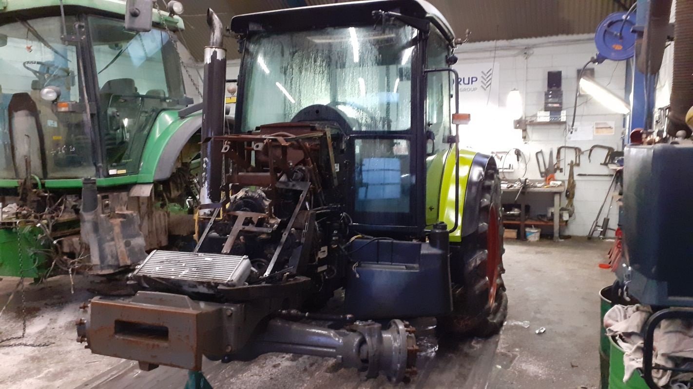 Traktor Türe ait CLAAS Arion 420, Gebrauchtmaschine içinde Viborg (resim 2)