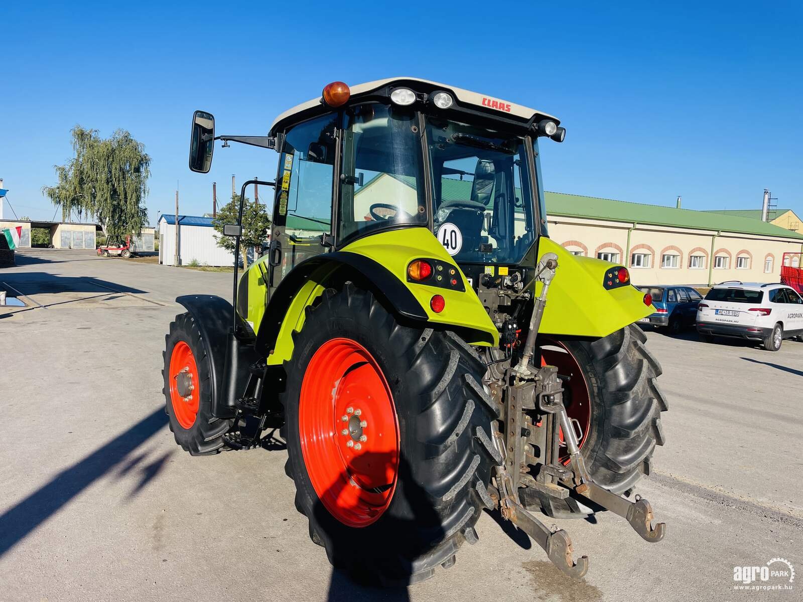 Traktor типа CLAAS Arion 420, Gebrauchtmaschine в Csengele (Фотография 3)