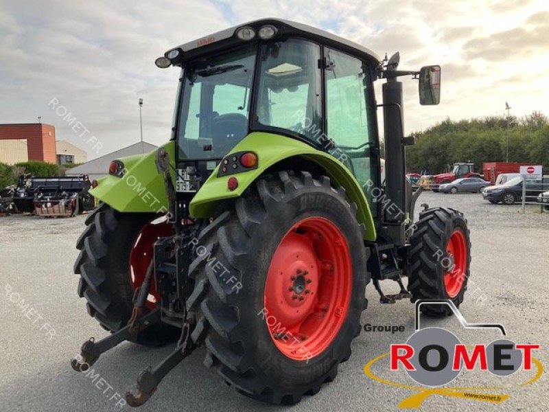 Traktor typu CLAAS ARION 420, Gebrauchtmaschine w Gennes sur glaize (Zdjęcie 4)