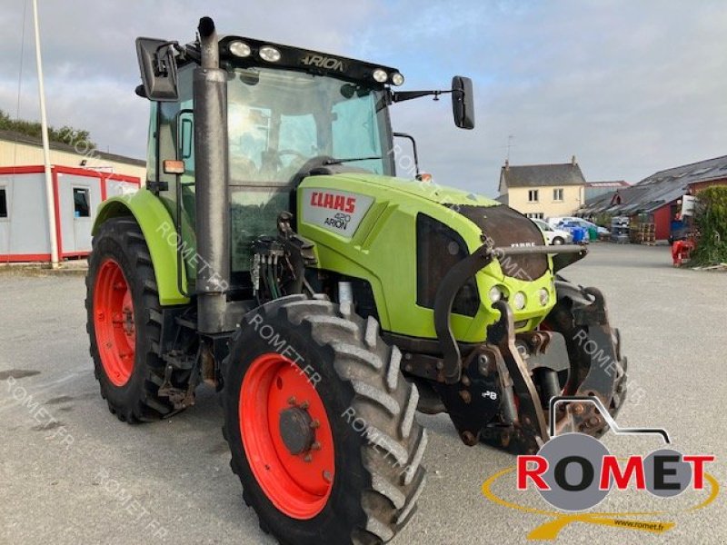 Traktor des Typs CLAAS ARION 420, Gebrauchtmaschine in Gennes sur glaize (Bild 2)