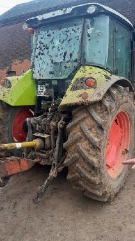 Traktor del tipo CLAAS ARION 420, Gebrauchtmaschine en Belleville sur Meuse (Imagen 3)