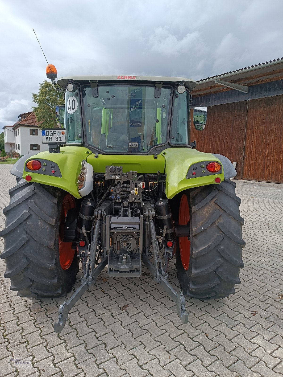 Traktor типа CLAAS Arion 420, Gebrauchtmaschine в Moosthenning (Фотография 7)