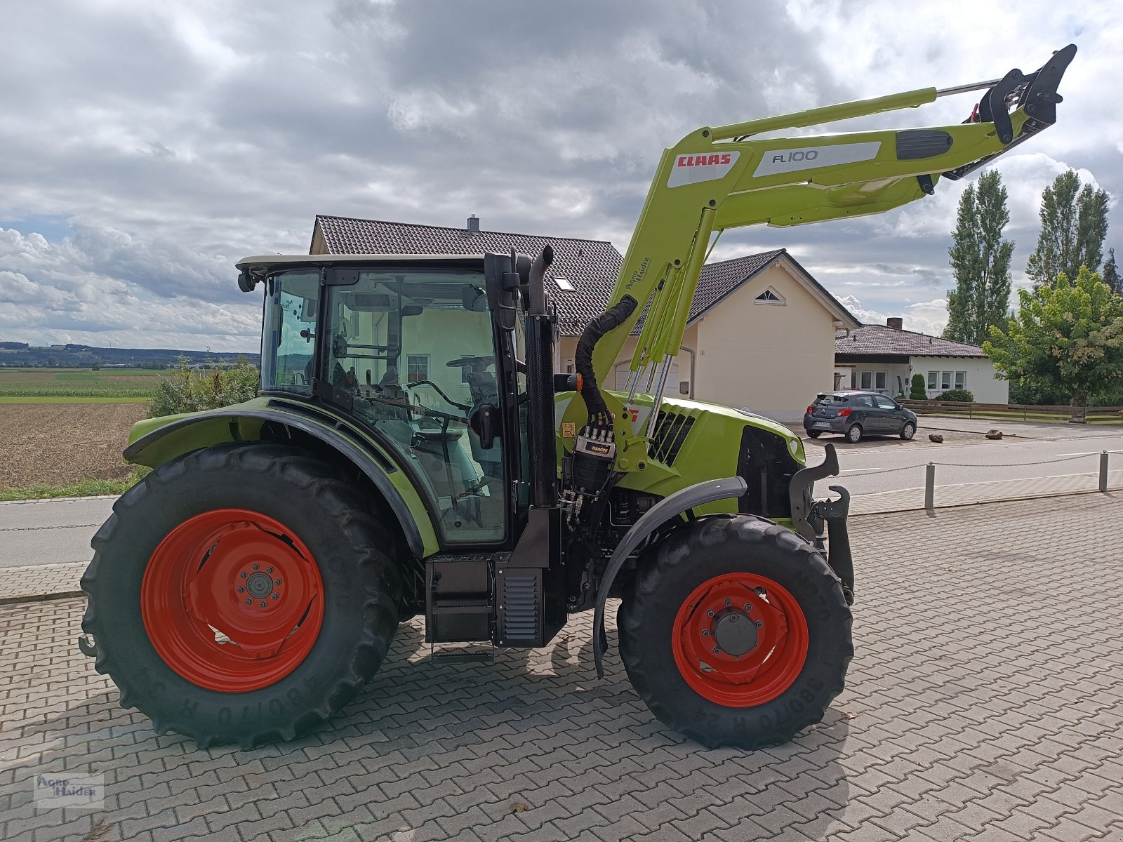 Traktor van het type CLAAS Arion 420, Gebrauchtmaschine in Moosthenning (Foto 9)