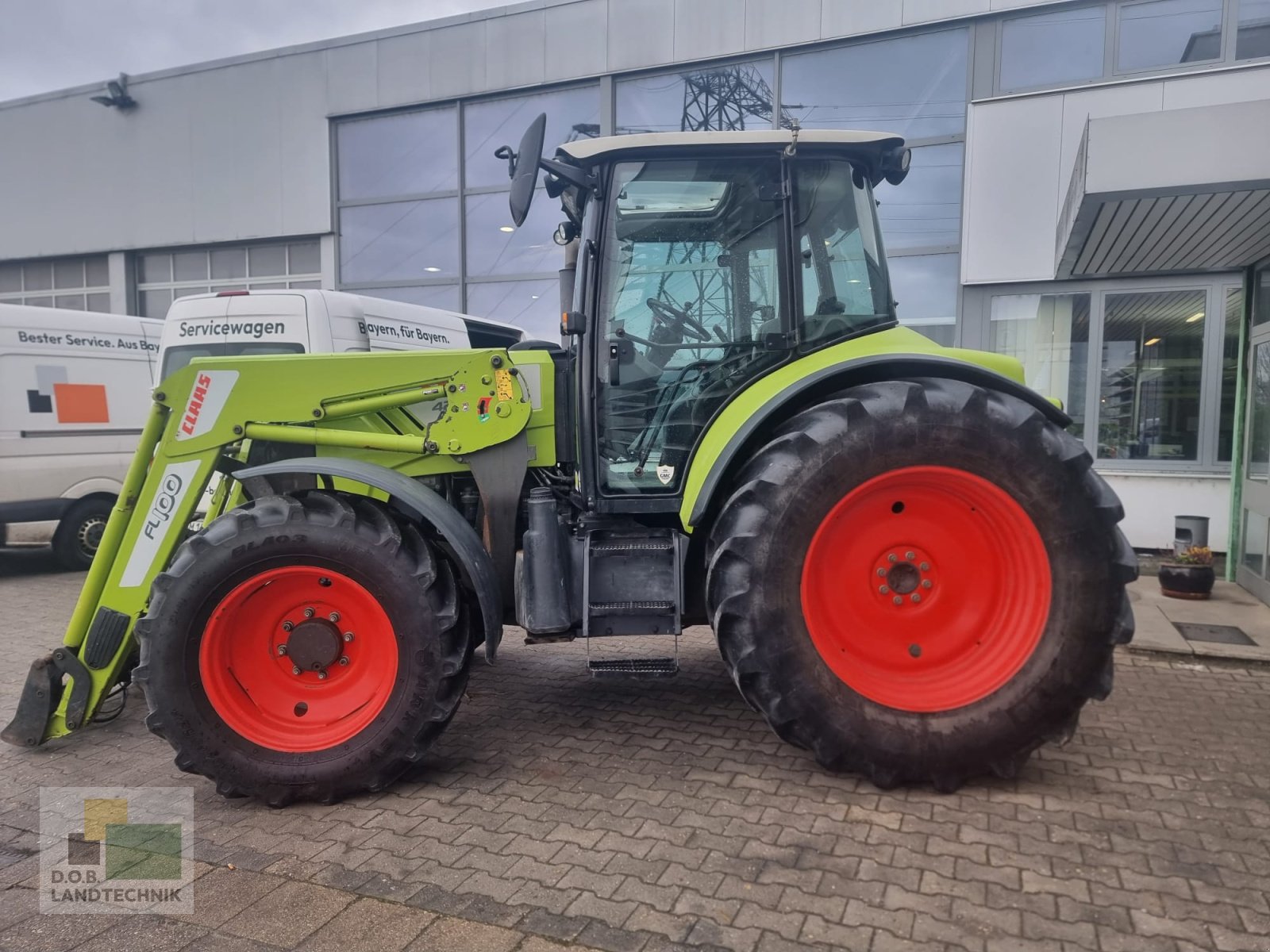 Traktor του τύπου CLAAS Arion 420, Gebrauchtmaschine σε Regensburg (Φωτογραφία 4)