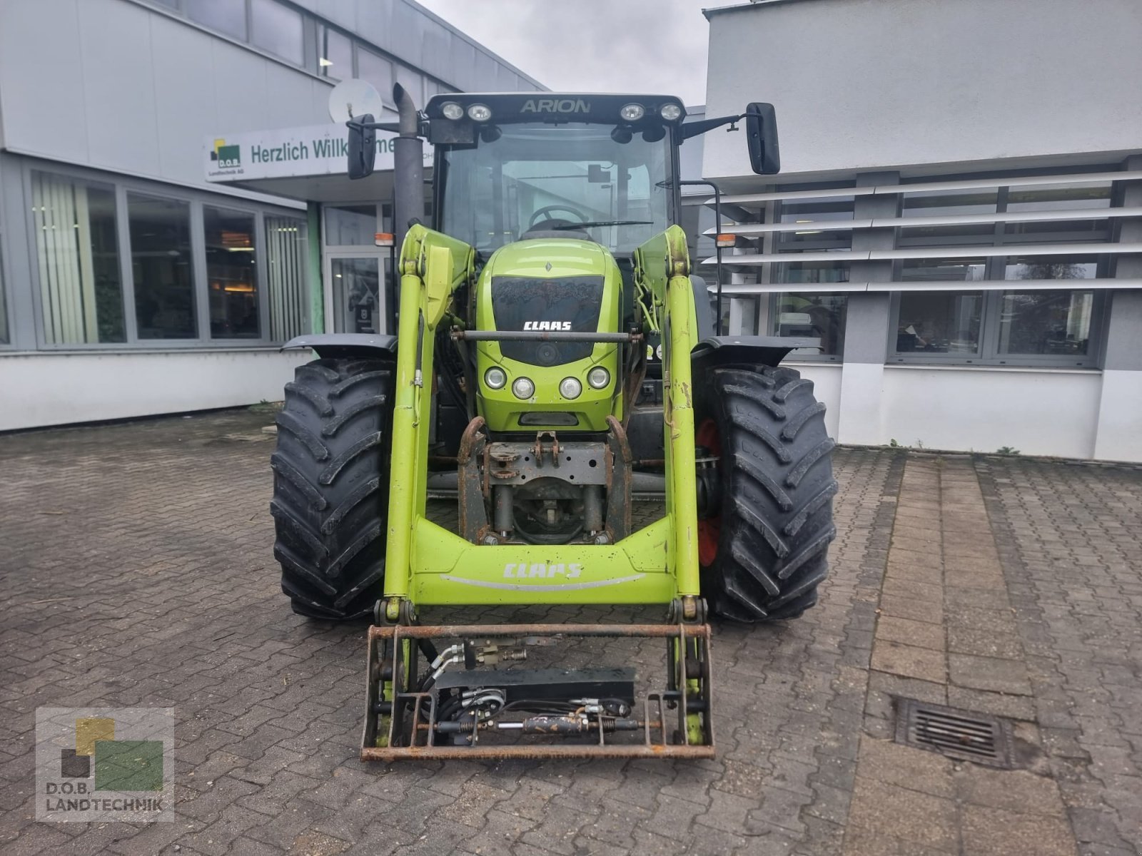 Traktor του τύπου CLAAS Arion 420, Gebrauchtmaschine σε Regensburg (Φωτογραφία 2)