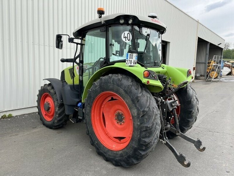 Traktor des Typs CLAAS ARION 420, Gebrauchtmaschine in Charnay-lès-macon (Bild 4)