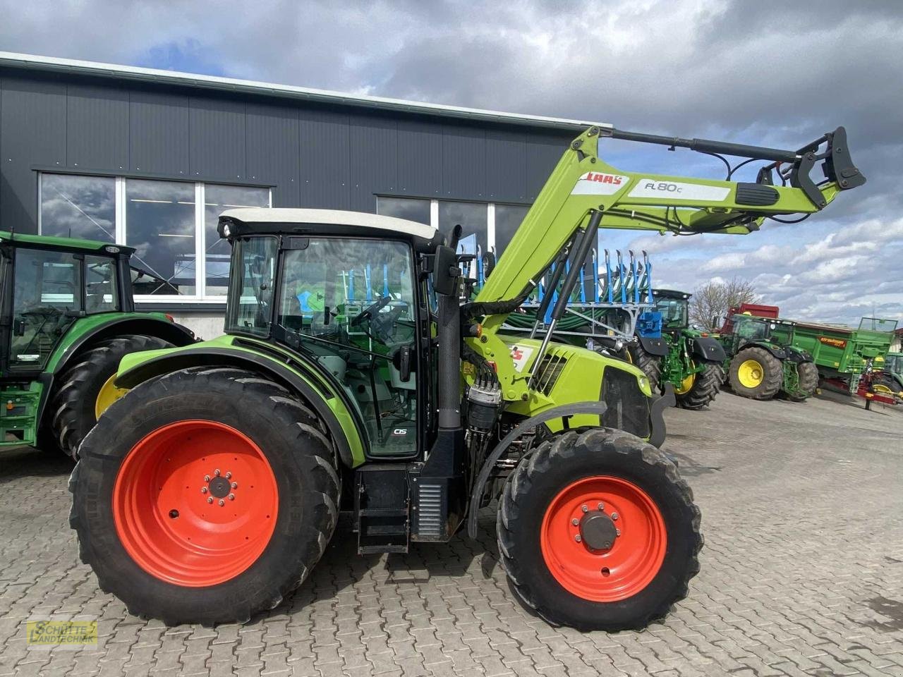 Traktor typu CLAAS Arion 420, Gebrauchtmaschine w Marsberg-Giershagen (Zdjęcie 4)