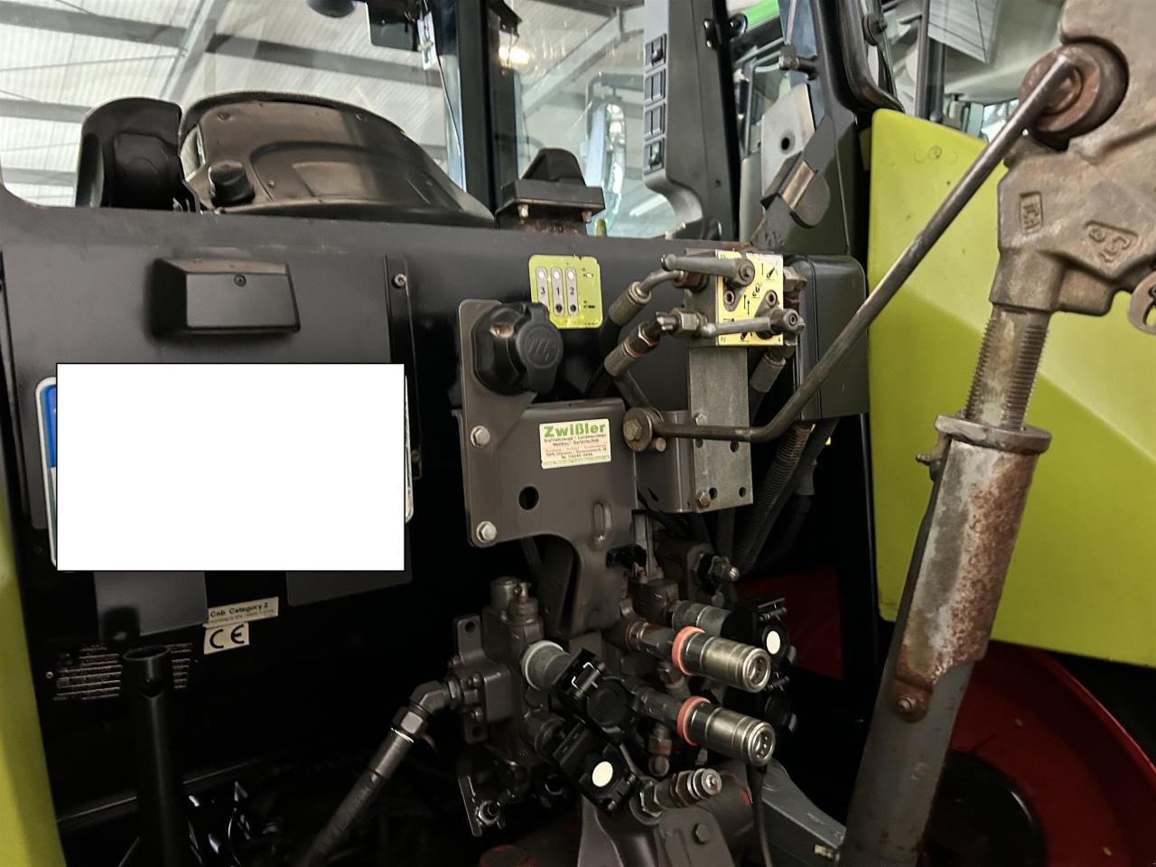 Traktor of the type CLAAS Arion 420, Gebrauchtmaschine in Niederkirchen (Picture 10)