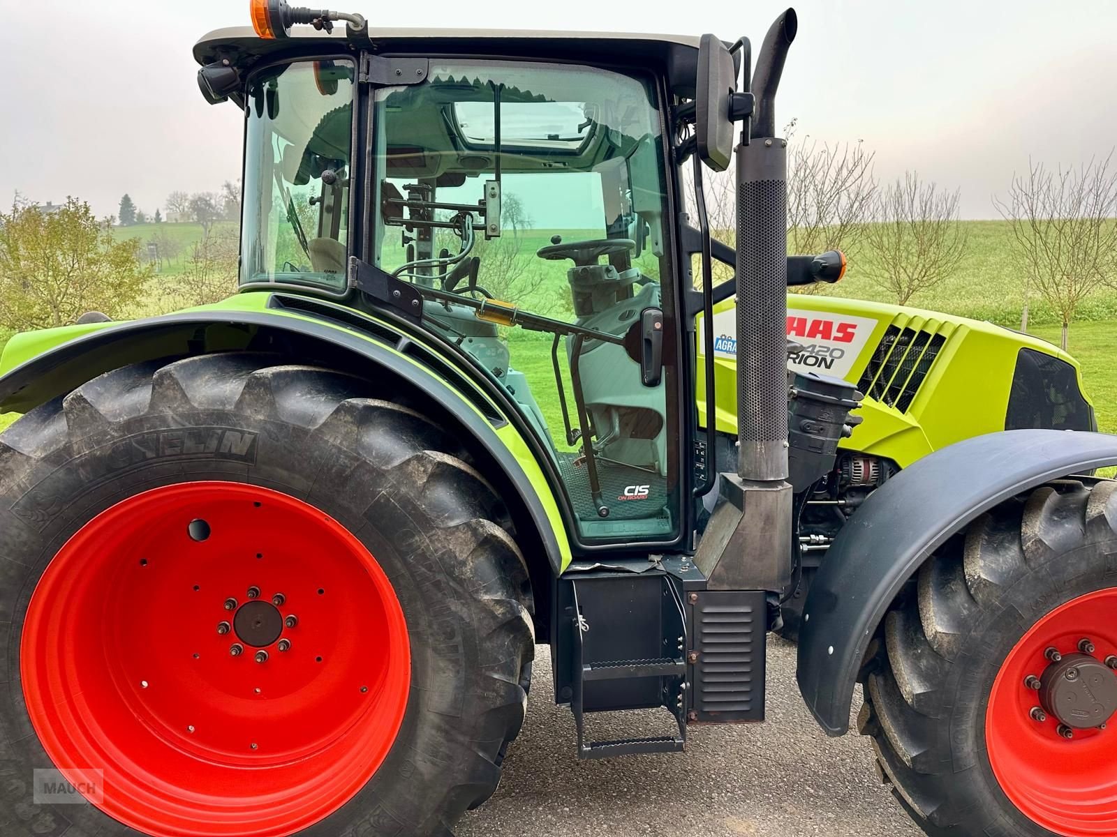 Traktor du type CLAAS Arion 420, Gebrauchtmaschine en Burgkirchen (Photo 2)