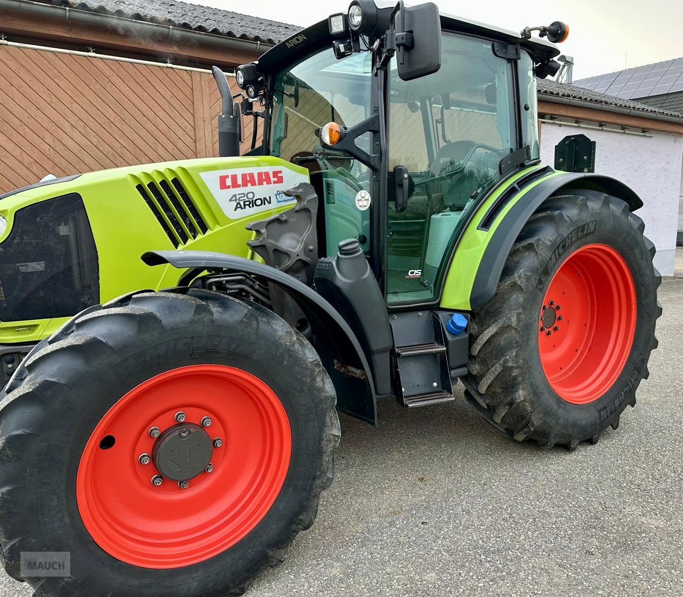 Traktor du type CLAAS Arion 420, Gebrauchtmaschine en Burgkirchen (Photo 1)