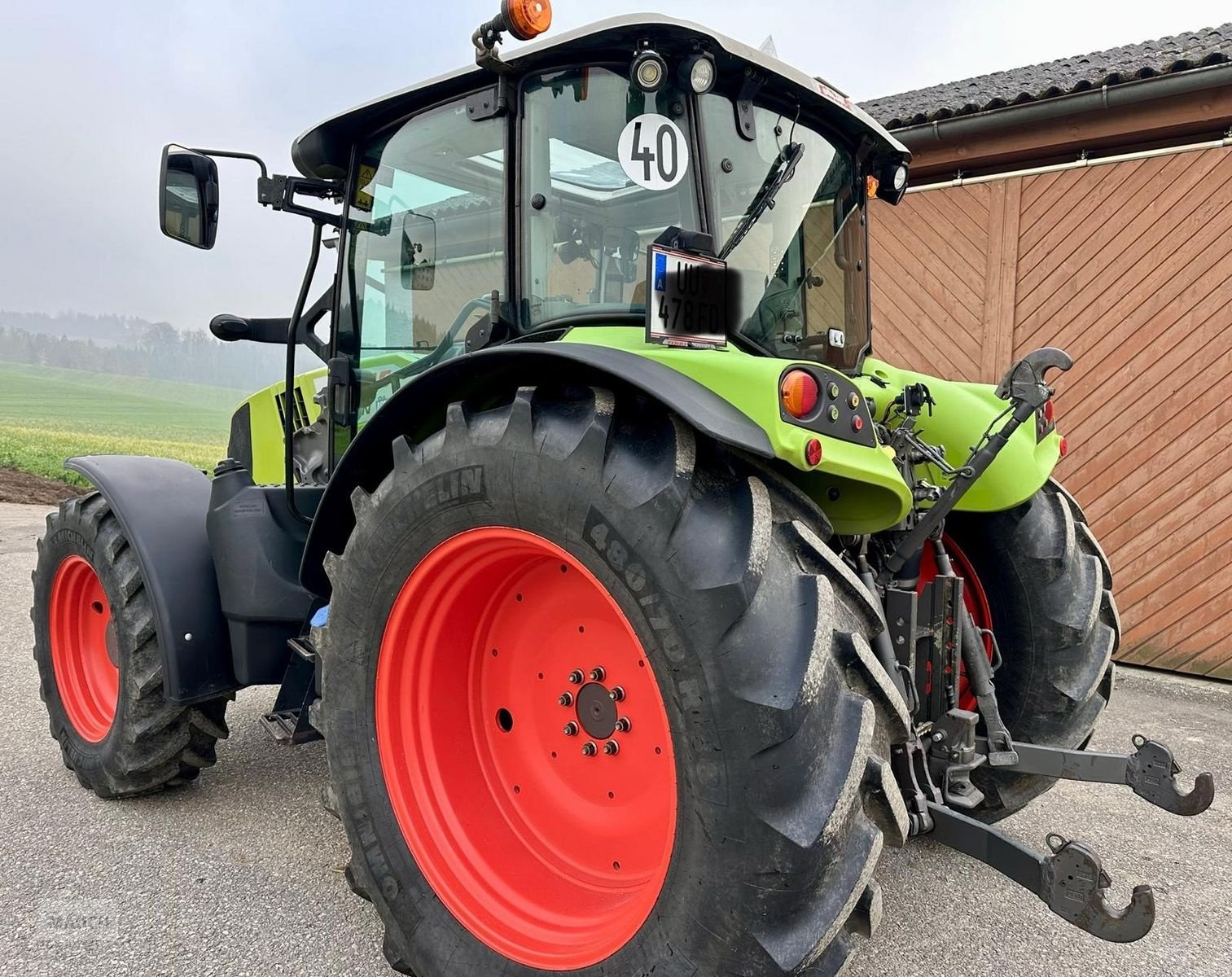 Traktor du type CLAAS Arion 420, Gebrauchtmaschine en Burgkirchen (Photo 7)