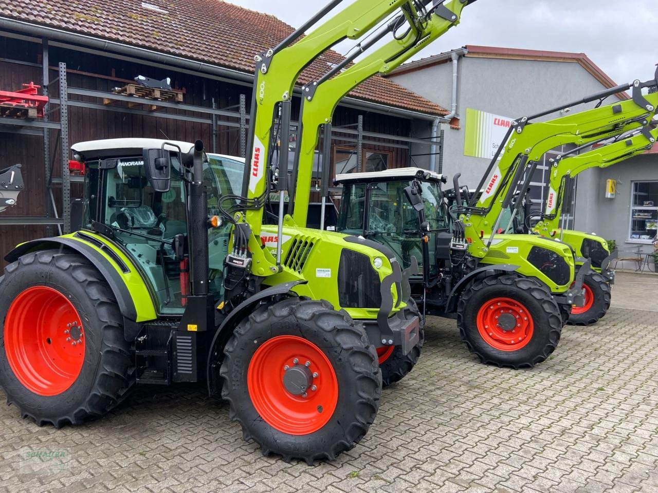 Traktor van het type CLAAS ARION 420CIS Panoramic m. FL, Klima, Neumaschine in Geiselhöring (Foto 8)