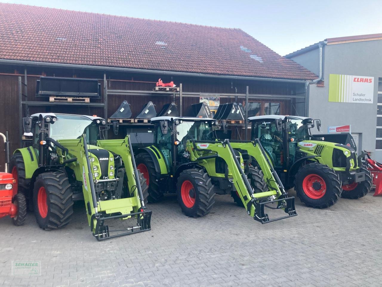 Traktor of the type CLAAS ARION 420CIS Panoramic m. FL, Klima, Neumaschine in Geiselhöring (Picture 12)