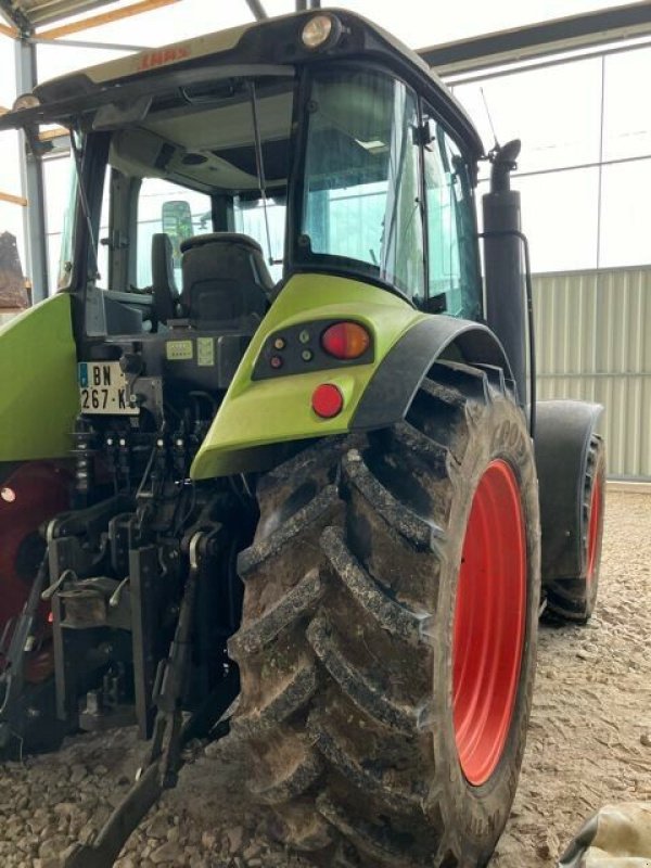 Traktor типа CLAAS ARION 430 CIS, Gebrauchtmaschine в Hauteroche (Фотография 3)