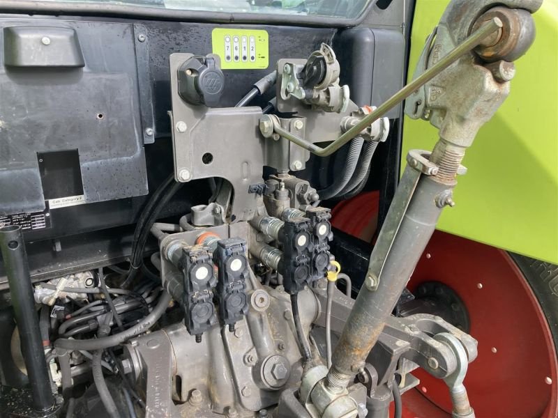 Traktor des Typs CLAAS ARION 430 CIS, Gebrauchtmaschine in Ditzingen-Heimerdingen (Bild 14)