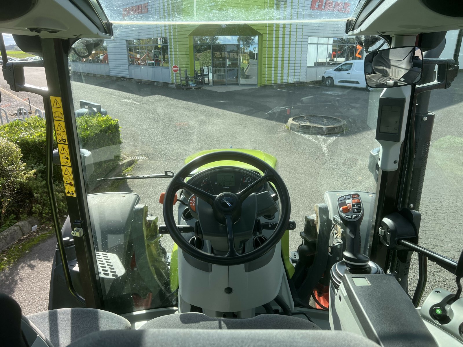 Traktor del tipo CLAAS ARION 430 MR SUR MESURE, Gebrauchtmaschine en Gannat (Imagen 10)