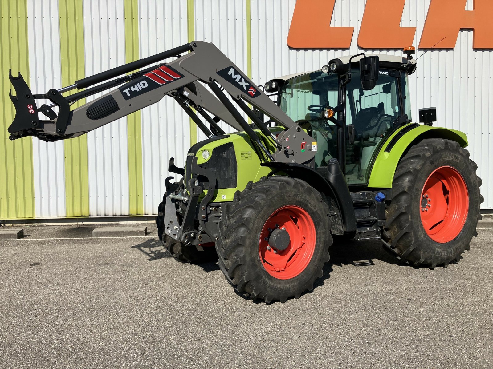 Traktor du type CLAAS ARION 430 PANORAMIC + T410, Gebrauchtmaschine en AILLAS (Photo 1)