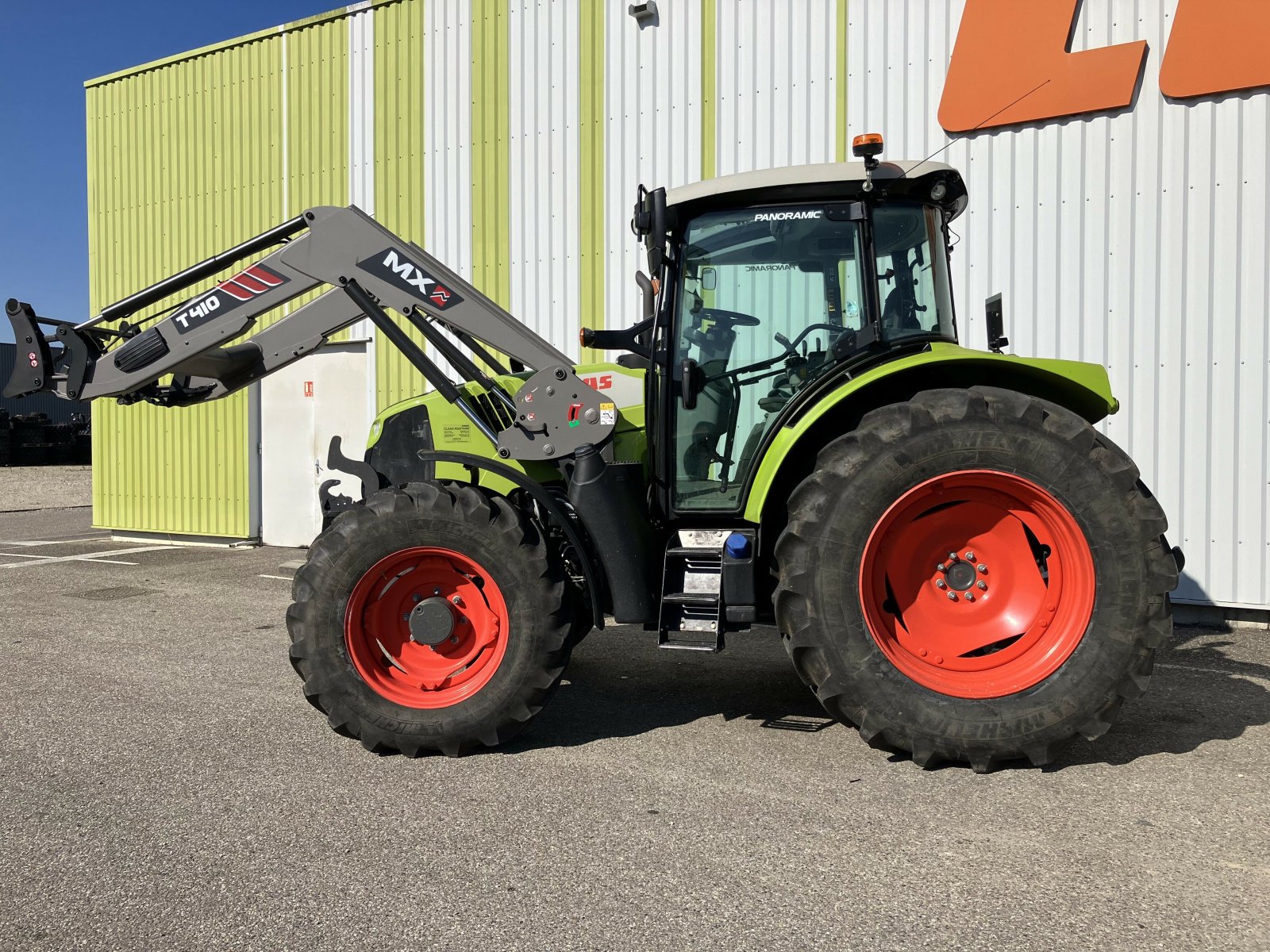 Traktor van het type CLAAS ARION 430 PANORAMIC + T410, Gebrauchtmaschine in ailias (Foto 2)