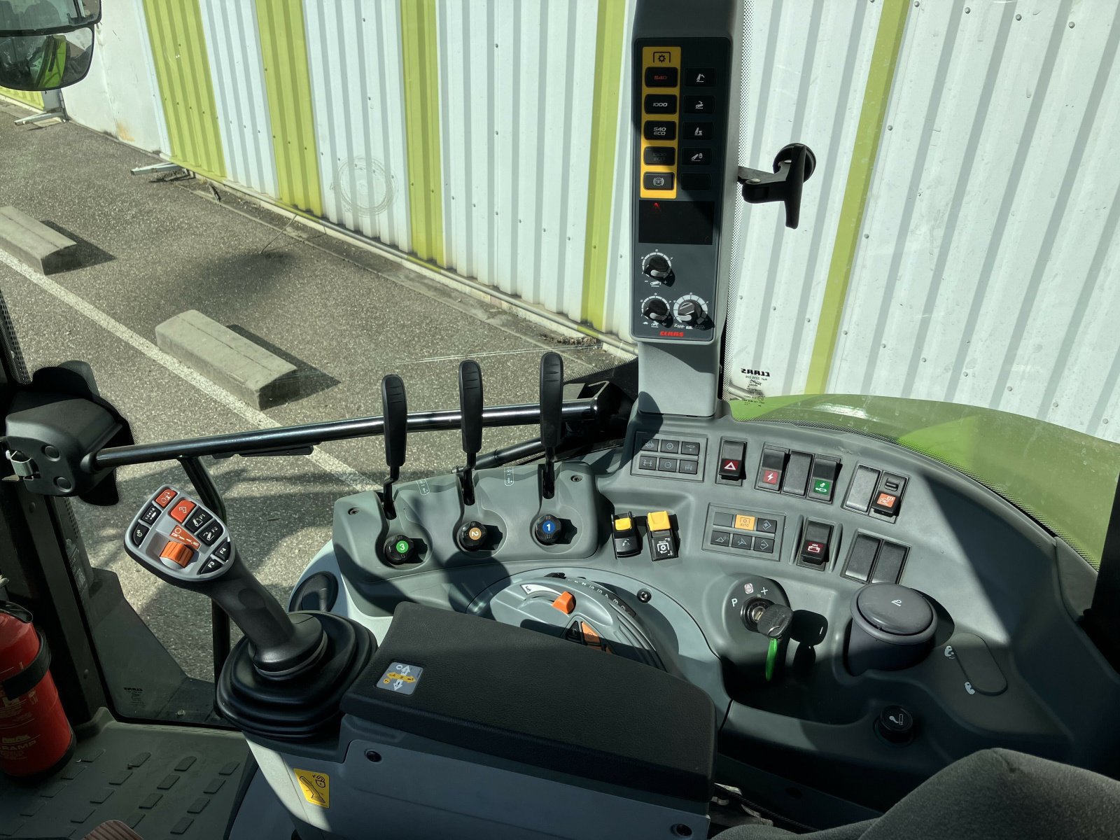 Traktor a típus CLAAS ARION 430 PANORAMIC + T410, Gebrauchtmaschine ekkor: ailias (Kép 6)