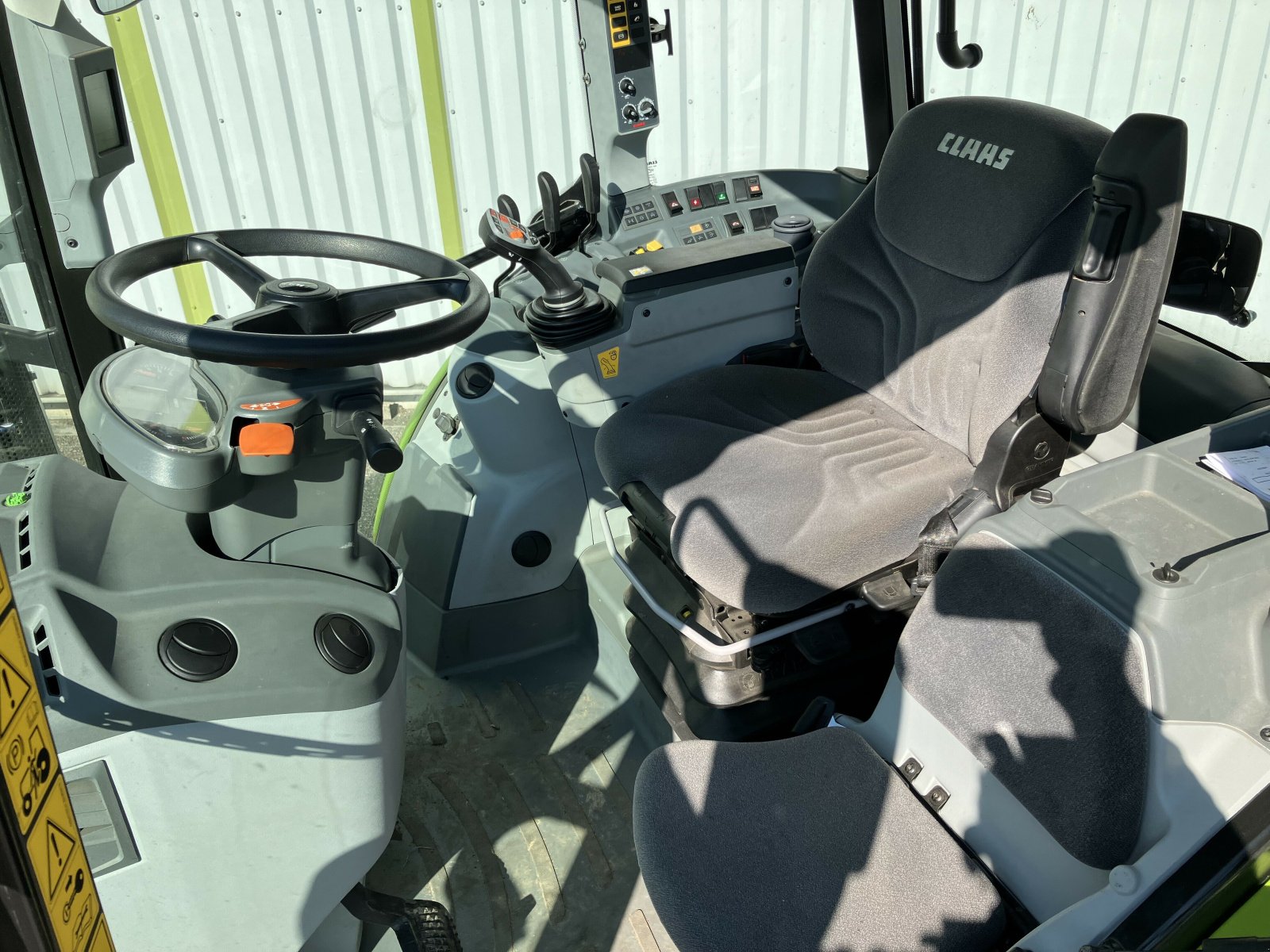 Traktor типа CLAAS ARION 430 PANORAMIC + T410, Gebrauchtmaschine в ailias (Фотография 5)