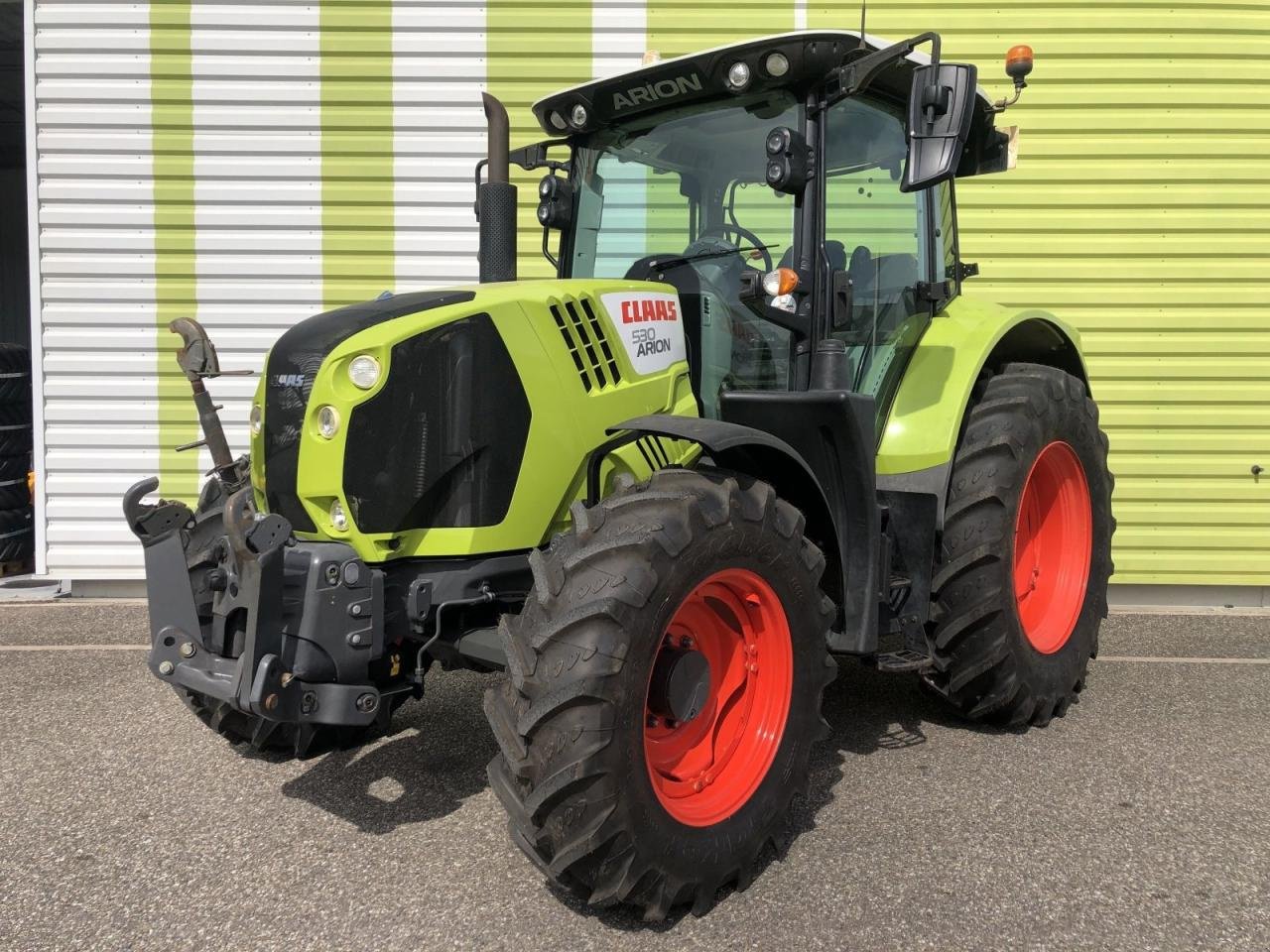 Traktor typu CLAAS arion 430 pdf avant, Gebrauchtmaschine v AILLAS (33 - GIRONDE) (Obrázok 1)