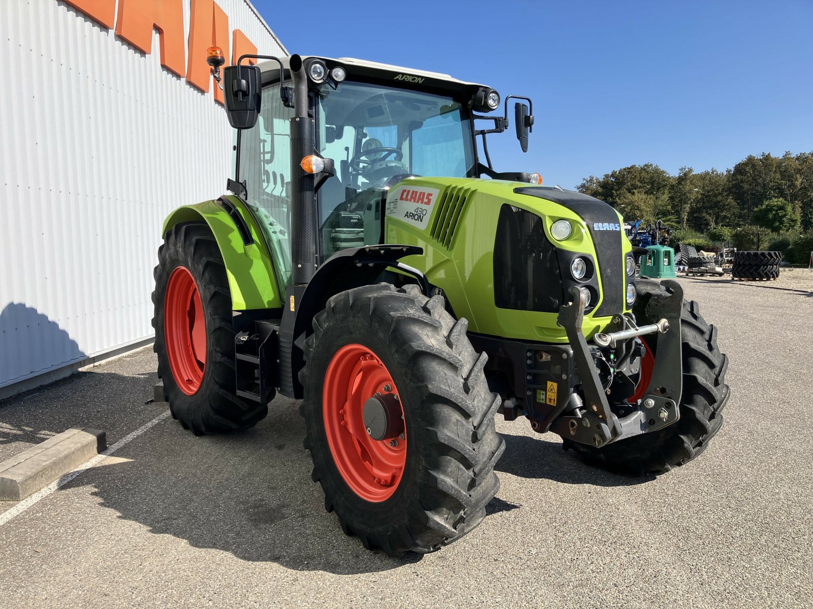 Traktor typu CLAAS ARION 430 PDF AVANT, Gebrauchtmaschine v Gardonne (Obrázok 7)