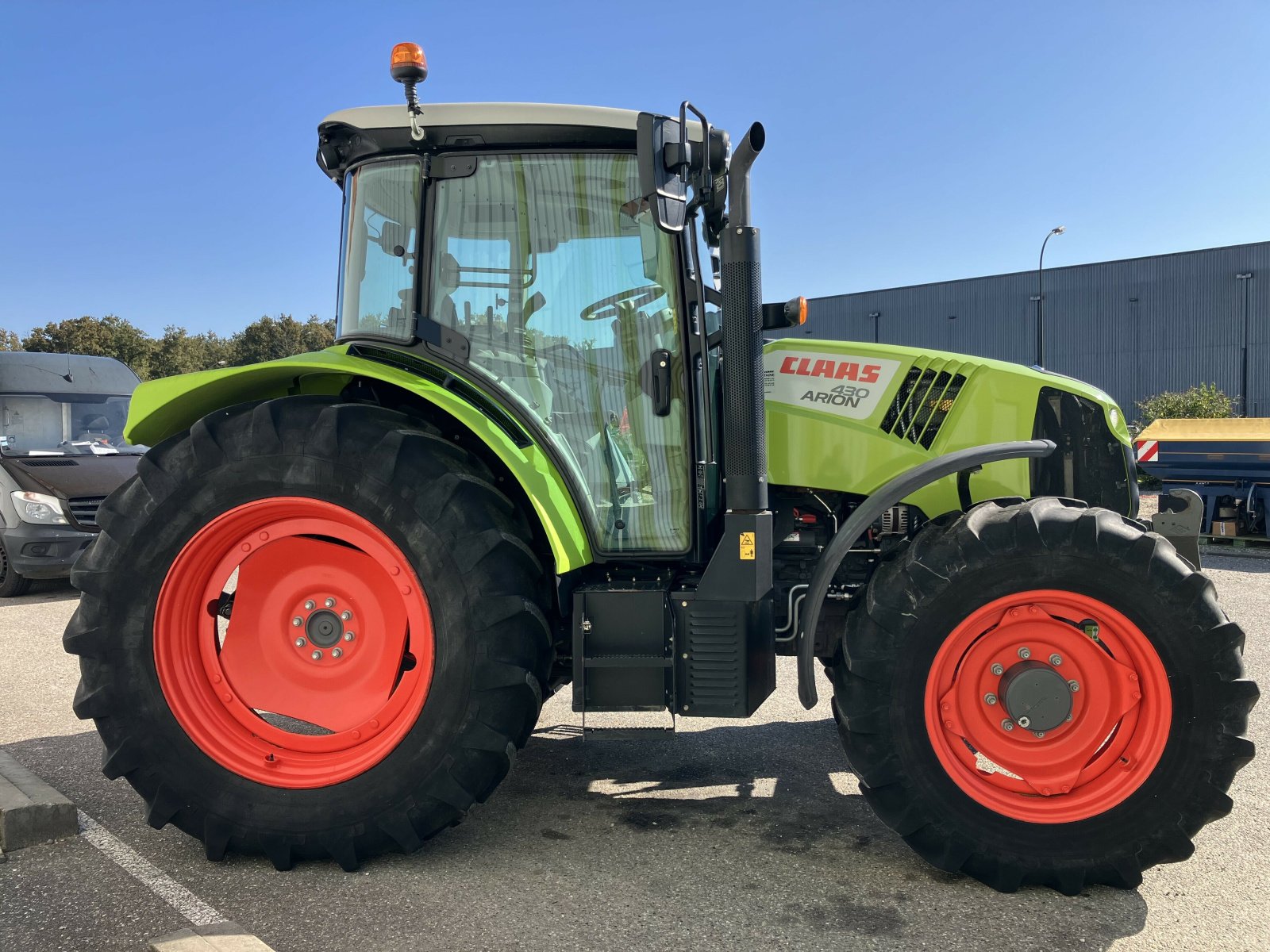 Traktor типа CLAAS ARION 430 PDF AVANT, Gebrauchtmaschine в Gardonne (Фотография 5)