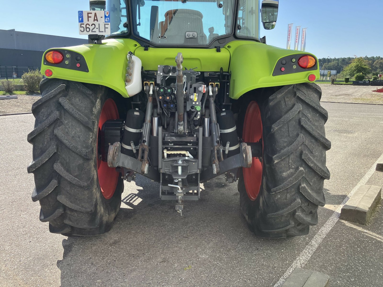 Traktor des Typs CLAAS ARION 430 PDF AVANT, Gebrauchtmaschine in Gardonne (Bild 4)