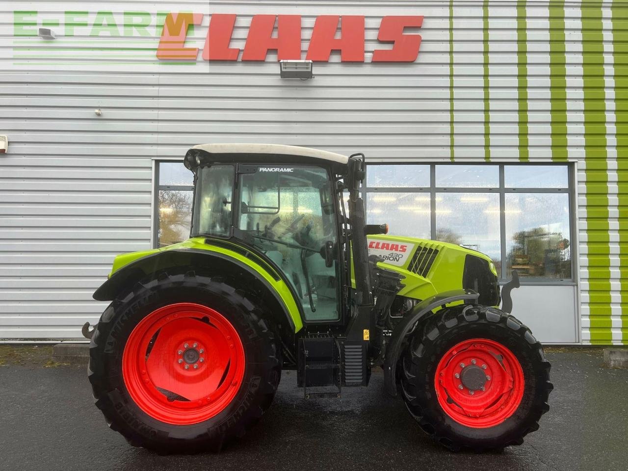 Traktor от тип CLAAS arion 430 sur mesure, Gebrauchtmaschine в SAULZET (Снимка 9)