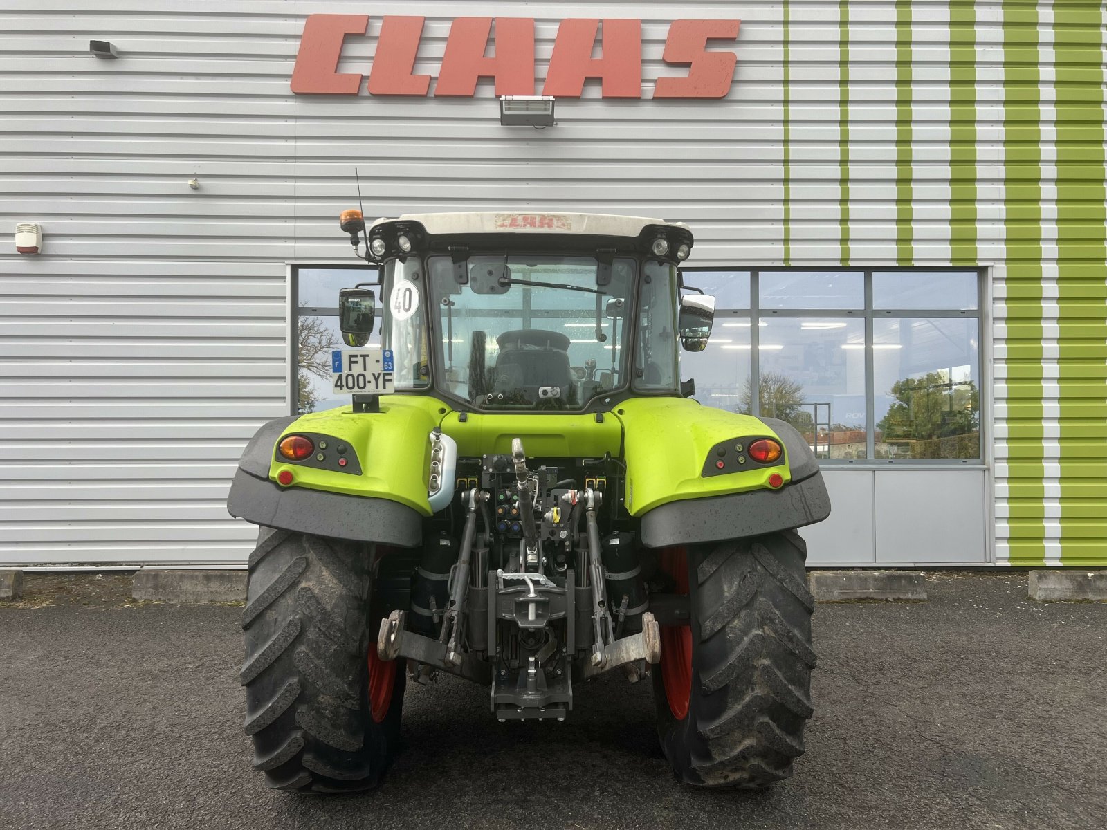 Traktor a típus CLAAS ARION 430 SUR MESURE, Gebrauchtmaschine ekkor: Gannat (Kép 7)