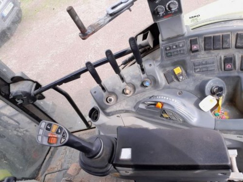 Traktor typu CLAAS ARION 430, Gebrauchtmaschine v VELAINES (Obrázek 11)