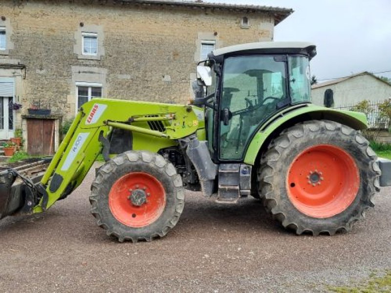 Traktor del tipo CLAAS ARION 430, Gebrauchtmaschine In VELAINES (Immagine 3)