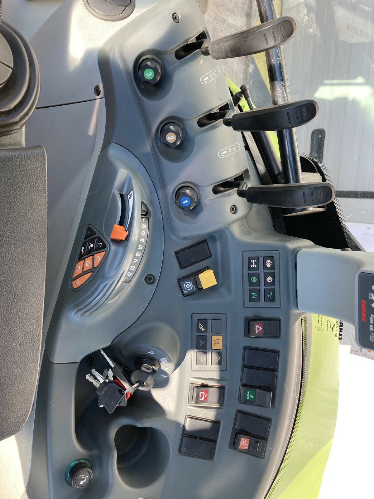 Traktor del tipo CLAAS ARION 430, Gebrauchtmaschine en VAROIS & CHAIGNOT (Imagen 6)