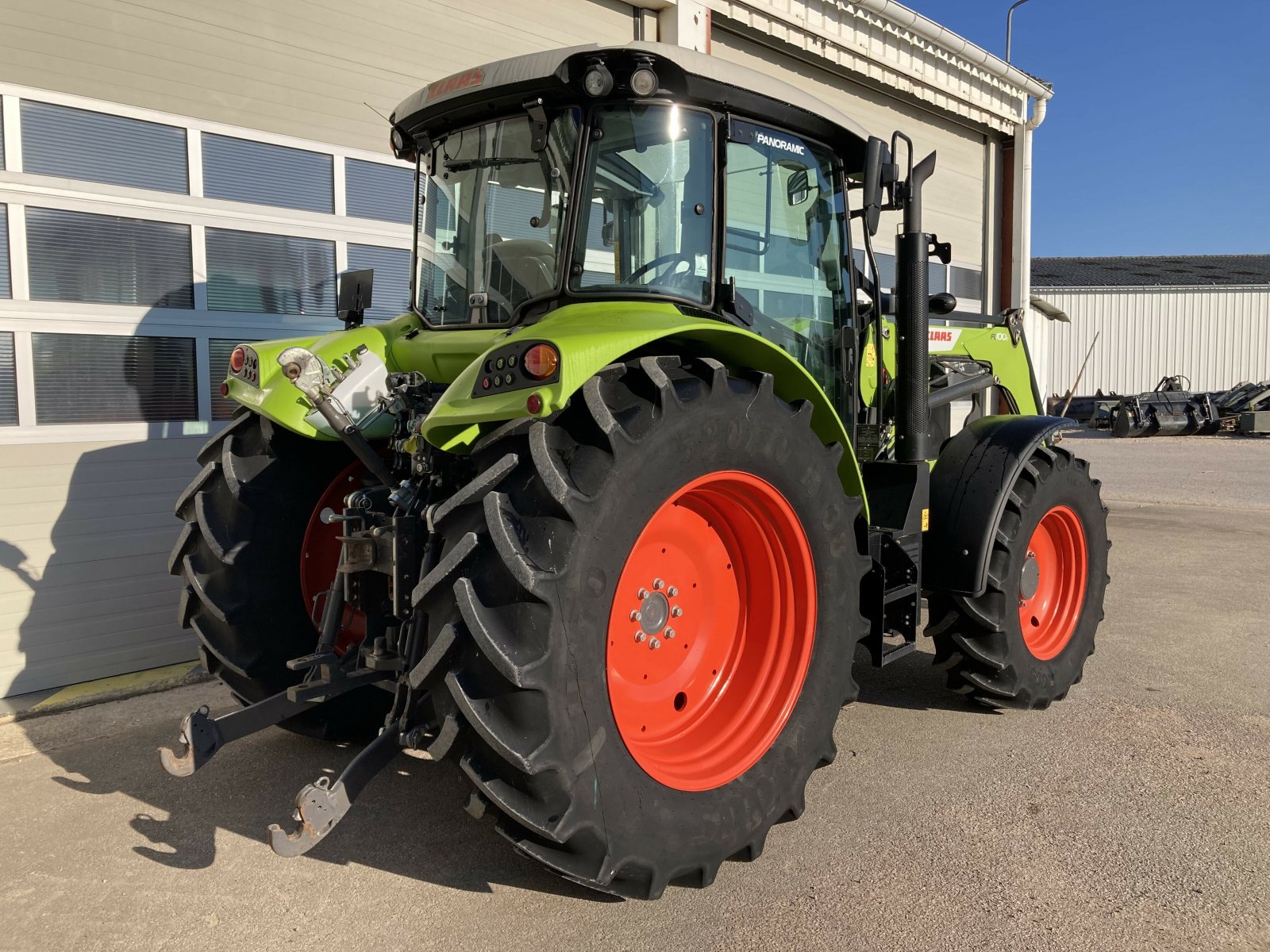 Traktor del tipo CLAAS ARION 430, Gebrauchtmaschine en LAIGNES (Imagen 3)