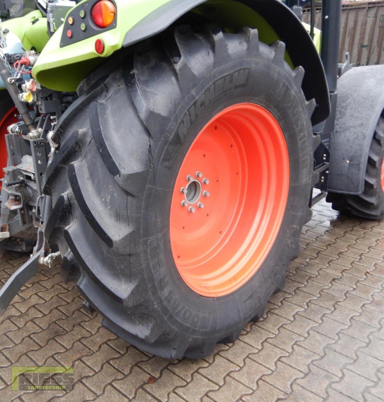 Traktor typu CLAAS ARION 440 CIS+ HEXASHIFT, Gebrauchtmaschine v Homberg (Ohm) - Maulbach (Obrázek 15)