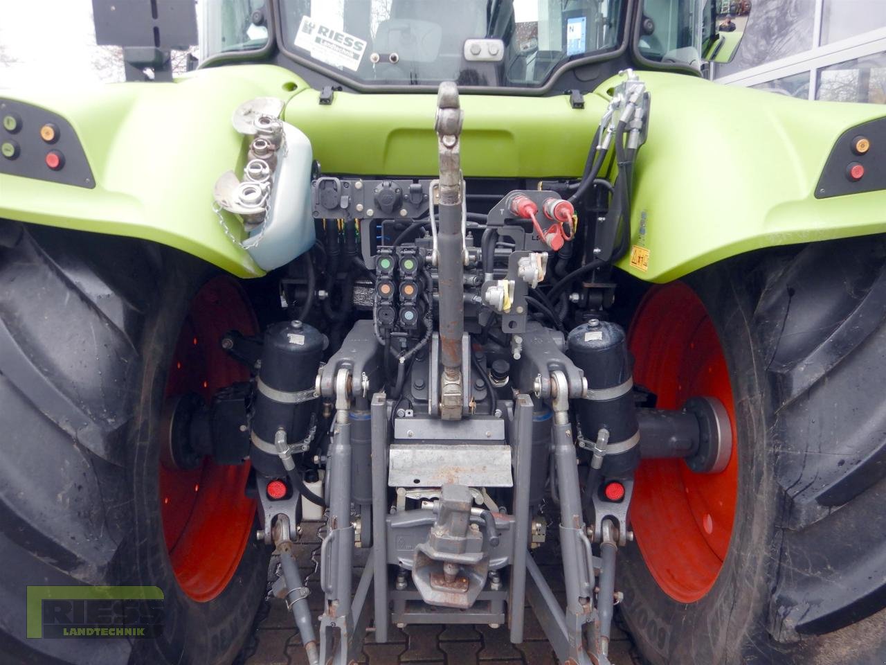 Traktor του τύπου CLAAS ARION 440 CIS+ HEXASHIFT, Gebrauchtmaschine σε Homberg (Ohm) - Maulbach (Φωτογραφία 16)