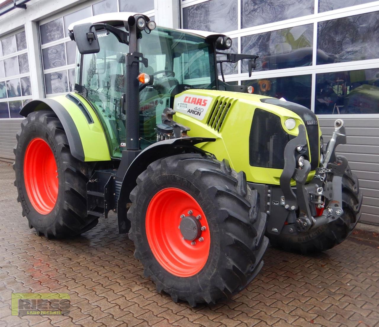 Traktor typu CLAAS ARION 440 CIS+ HEXASHIFT, Gebrauchtmaschine v Homberg (Ohm) - Maulbach (Obrázek 17)