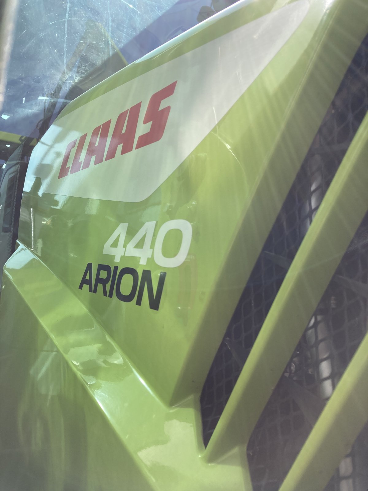 Traktor от тип CLAAS Arion 440 CIS, Gebrauchtmaschine в Wülfershausen an der Saale (Снимка 15)