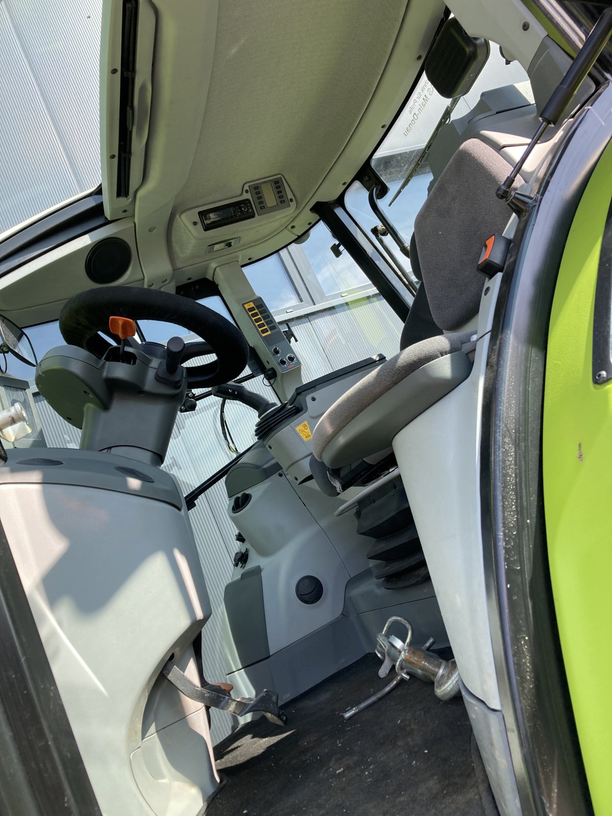 Traktor typu CLAAS Arion 440 CIS, Gebrauchtmaschine v Wülfershausen an der Saale (Obrázok 23)