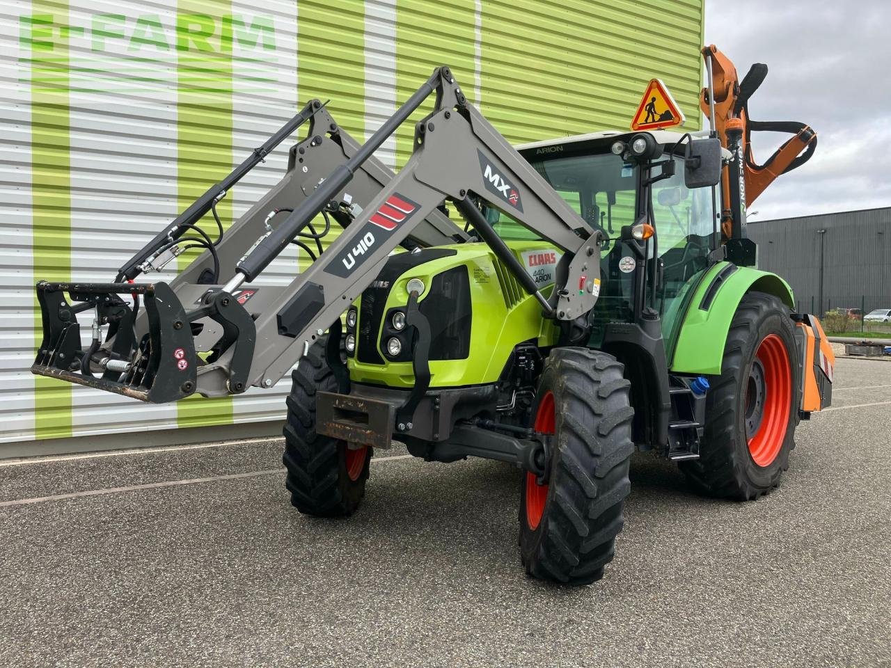 Traktor des Typs CLAAS arion 440 m (a43/250), Gebrauchtmaschine in AILLAS (33 - GIRONDE) (Bild 2)