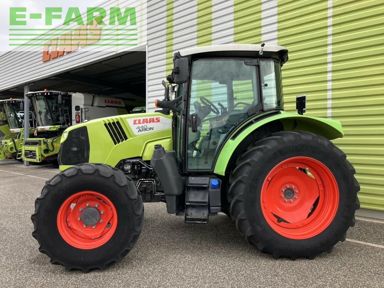 Traktor des Typs CLAAS arion 440 proactiv, Gebrauchtmaschine in AILLAS (33 - GIRONDE) (Bild 2)