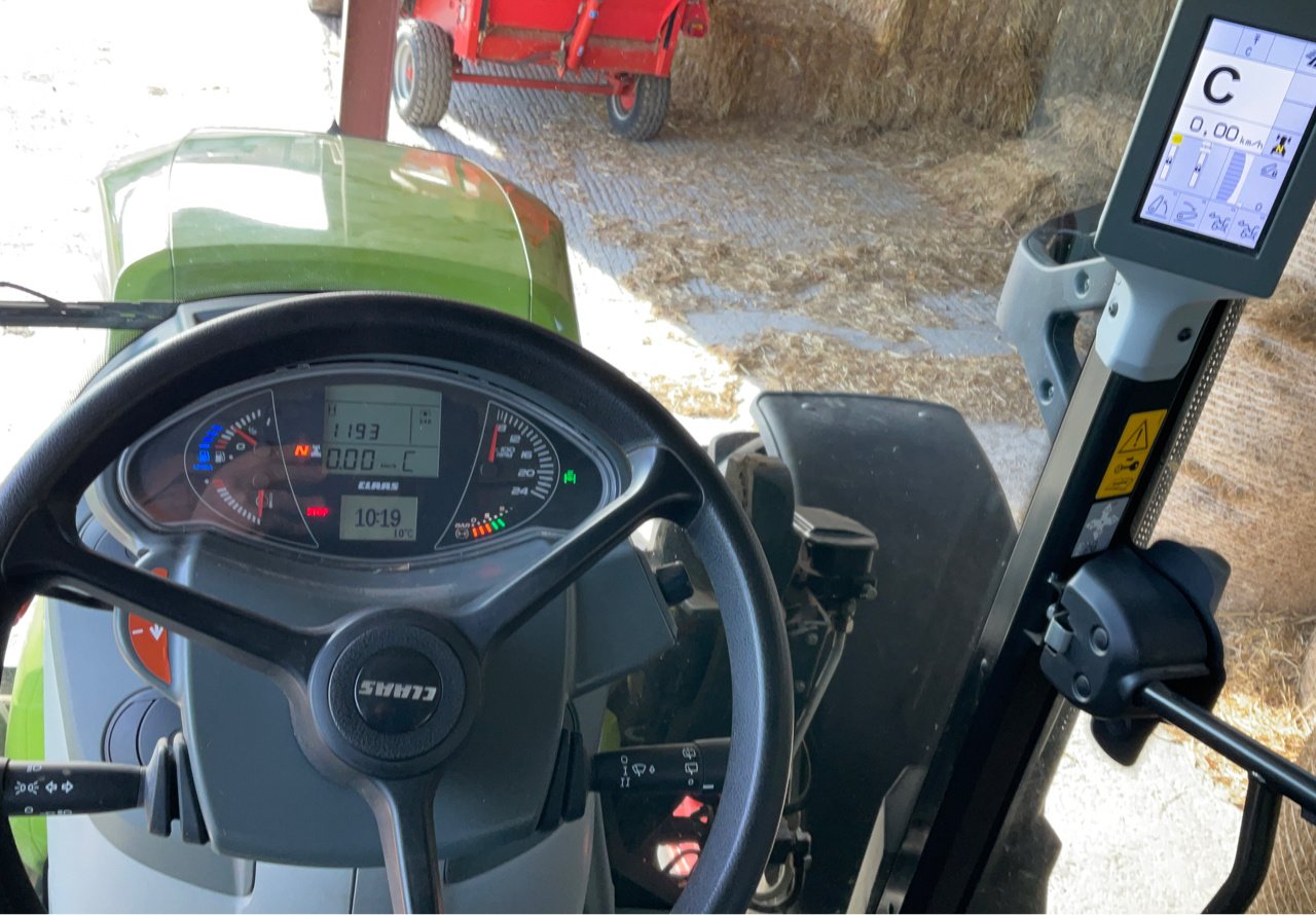 Traktor typu CLAAS ARION 440 TOIT HAUT, Gebrauchtmaschine v MORLHON LE HAUT (Obrázek 10)