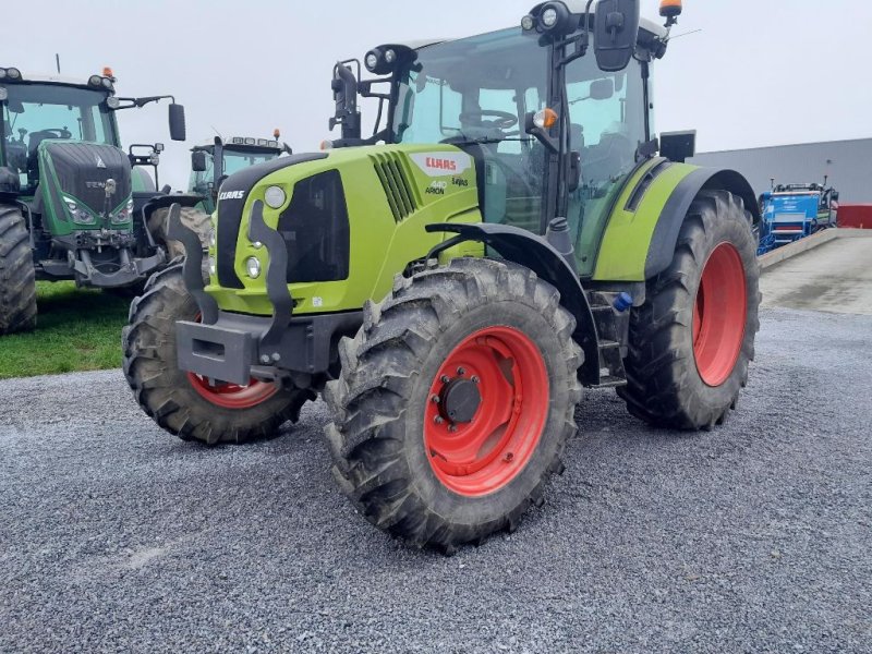 Traktor tip CLAAS ARION 440, Gebrauchtmaschine in BAZOGES EN PAREDS